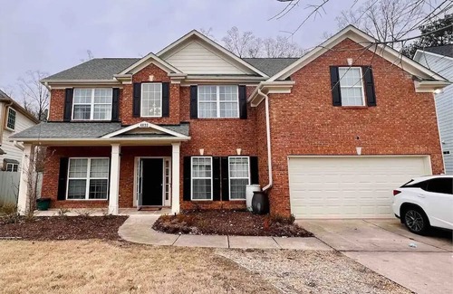 Duluth House | Spacious 5-bedroom house with in delightful Norcross, 22 min from ATL
