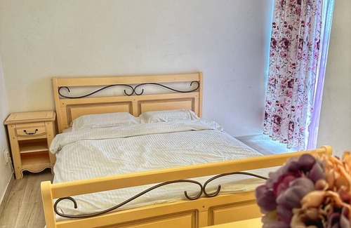 Craiova Apartment | Apartment with Panoramic Balcony - Promenada Mall