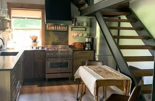 Noxon Cabin | Fly Fishermen’s Dream Getaway