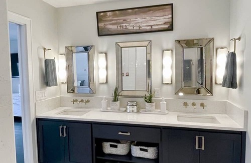 Bay View House | Modern 3-story Gem - Minutes to RNC/Fiserv Forum