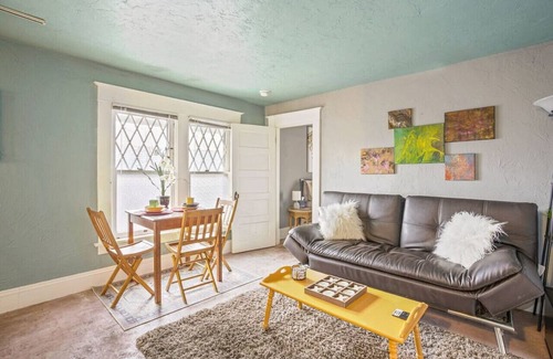 Billings Apartment | Meditate by the fire-Simplicity