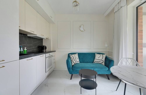 Emaus Apartment | Sunny Garden by Grand Apartments