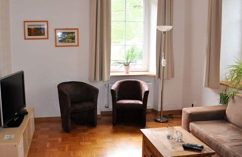 Ernst Apartment | “Winzerstube” in the Hommes winery