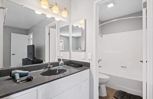 Colton Apartment | 2BR/2BA |Cozy Queen Suite Apartment with Pool