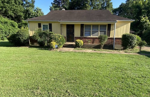 Whitehaven House | Best Place in Town!n5 min to Graceland & Nike. 30 min to Beale 30 & Casinos.