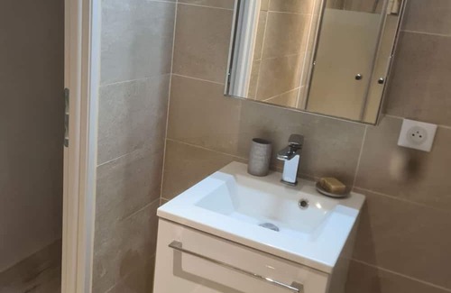 Carves House | Charmant Gîte Périgourdin