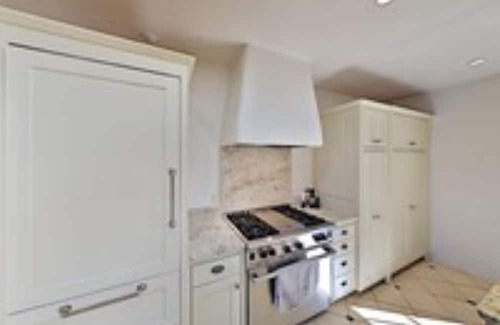 Historic Eastside Apartment | Luxury 2 Bedroom - Palacio Azul #1