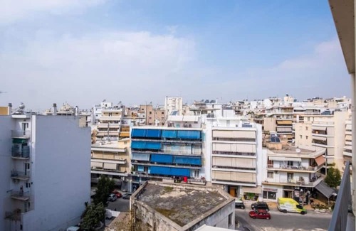 Vyronas Apartment | CityScape-Zen-Penthouse
