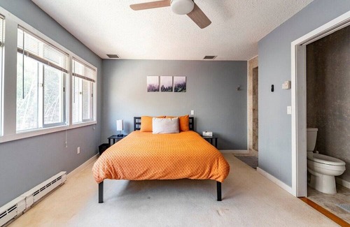 Hunter House | Hunter Haven Retreat! Sleeps 12!