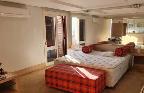 Bom Fim Apartment | Flat 85 m2 Privativo, com Serviço de Hotelaria