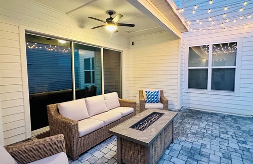 Gainesville House | Grand Preserve Estate Near UF & Attractions