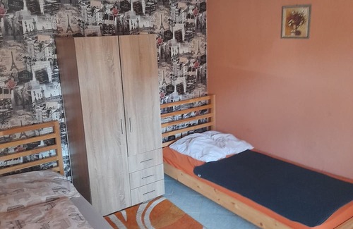 Buzsak House | Ferienhaus Maisonheike Haustierfreunndlich