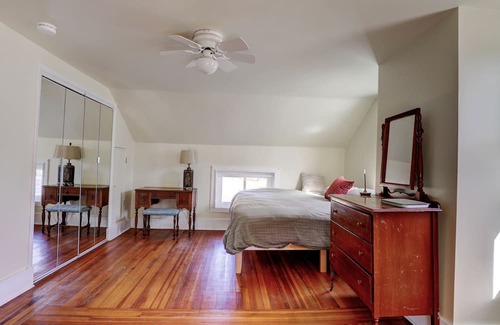 Palenville Other | Cozy and quiet 1850's Saxton Creek Farmhouse close to Saugerties, Woodstock