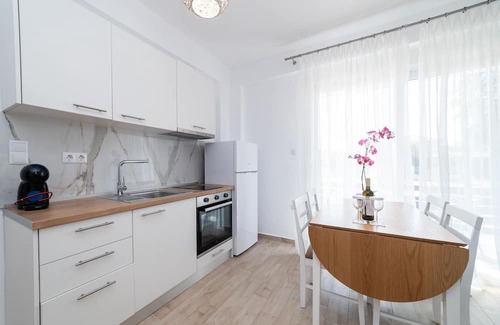 Ofrinion Villa | Two Bedroom Apartment in Kleoniki & Irida Residential Complexes