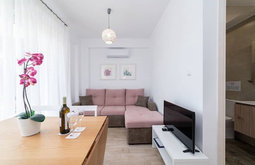 Ofrinion Villa | Two Bedroom Apartment in Kleoniki & Irida Residential Complexes