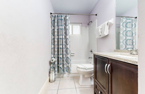 Arlington House | Charming retreat with a large patio, yard & central AC