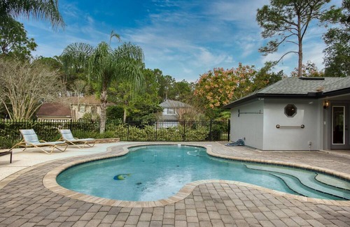 Del Rio House | ~Zephyr Zen Sleeps 12 Heated Pool & Spa~