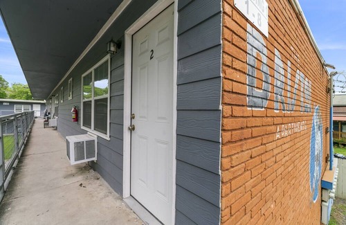 Park Place Apartment | Comfy Astrounaut minutes away HTX Downtown