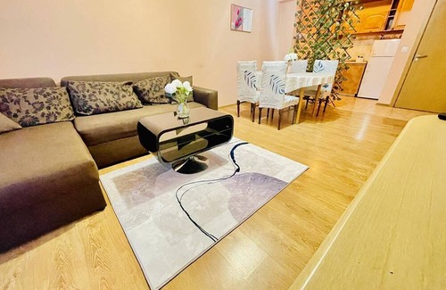 Odesos Apartment | Central pulse - a luxurious apartment just one minute walk from the city Center