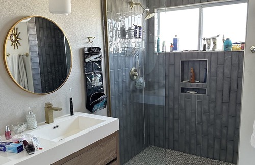 Palm Desert Condo | Cozy Condo - 24 min from Coachella, 4 minutes from downtown Palm Desert.