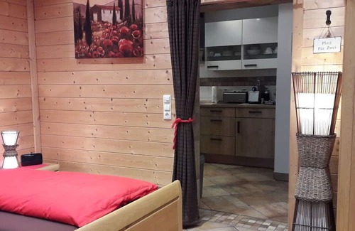 Grosskarlbach House | Palatinate Chalet in Großkarlbach