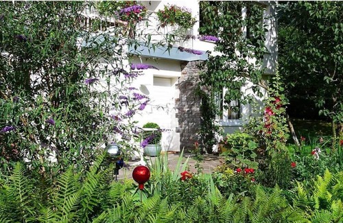 Birresborn House | Trappen Comfortable holiday residence