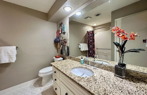 Reservoir House | Near it all! 2700 SqFt 1-level w/4 Comfy Kings!