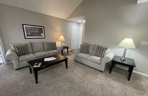 Dublin Apartment | H-U-G-E furnished apartment in Dublin!