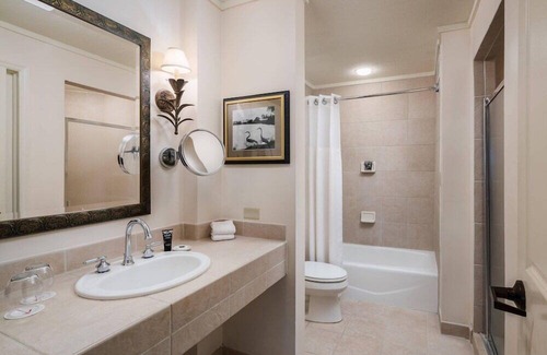 Celebration House | 2 Connecting Suites at a 4⭐️ Hotel