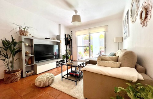 La Quinta Apartment | Cozy apartment with wifi, swimming pool, private G