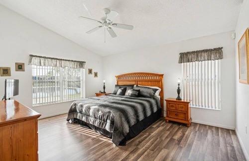 Eagle Pointe South House | NEW LISTING! Charming 3BR2BA Pool Abode Near Disney by RedAwning