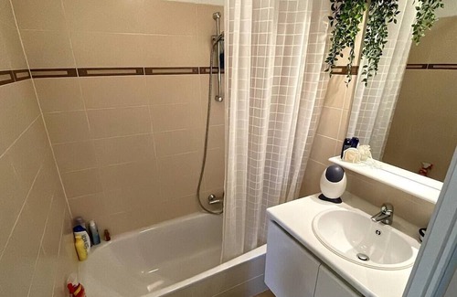 Lombardsijde Apartment | N40C Unique flat overlooking the canal 4p