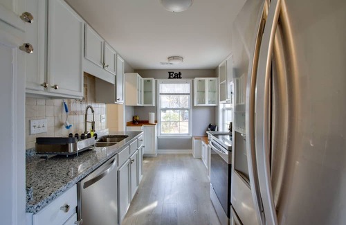 Greensboro House | Cozy Greensboro Vacation Rental, 5 Mi to Downtown