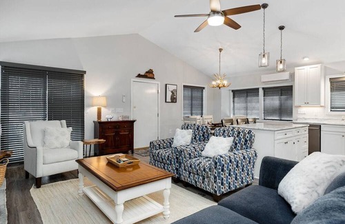 Nellysford House | Bull City Bungalow with Wintergreen Advantage
