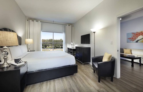 Celebration House | Sophisticated Spanish Unit, One Bedroom Suite @ Meliá Orlando Celebration Resort