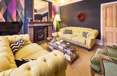 Canterbury Villa | Host & Stay | Roper Villa