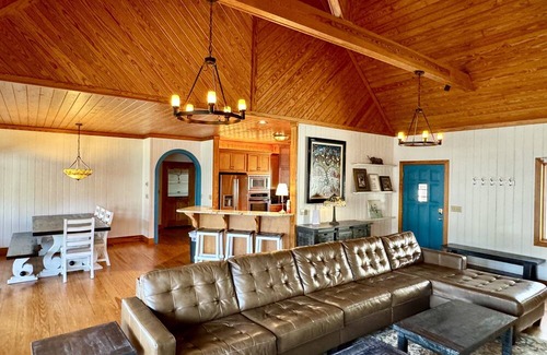 Mentone House | Our Home on the Lake