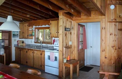 South Casco Cottage | New for 2024! Pet Friendly Sebago Lake Property!