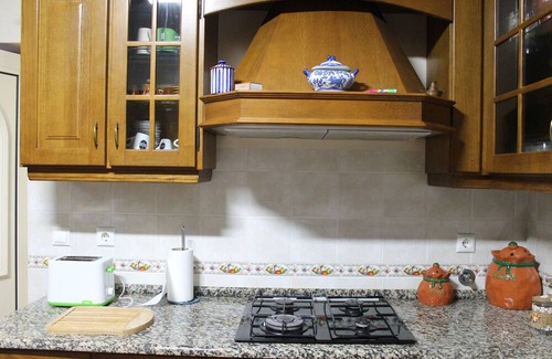 Alqueidao da Serra Villa | Villa 'Casa Das Laranjeiras' with Mountain View, Private Pool and Wi-Fi