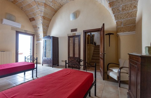 Galatina Historic Centre House | Vacation Home "Casa La Stella" with Private Terrace & Balcony