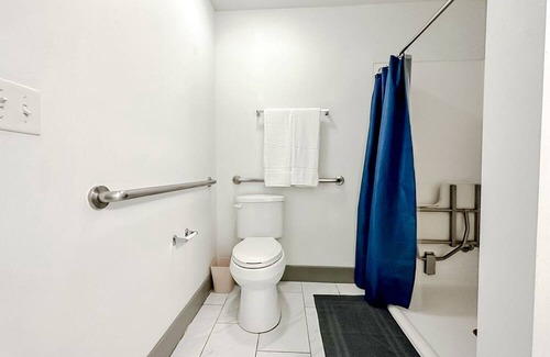 Downtown Springfield Apartment | Sleepover: Ideal 1BD/1BA - Downtown Springfield