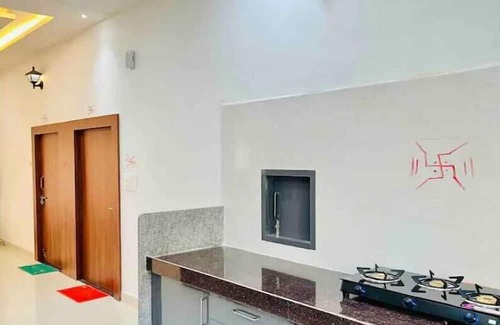 Gayariawas Villa | Charming villa with2 bedrooms, a private pool and Wi-Fi, AC in welcoming Udaipur