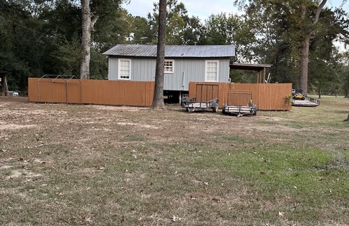 Poplarville Cabin | Cozy 2-bedroom cabin with WiFi, AC on the Pearl River in Angie, LA.