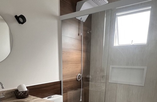 Boituva House | Casa Nova com Banheira Externa Aconchegante, Próxima ao Paraquedismo e Balonismo