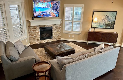 Spring Branch West House | Delightful 3-bedroom townhome near CityCentre & 15 miles from downtown Houston!