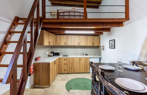 Giolou Apartment | Stone Court Boutique Studios
