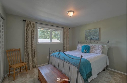 Kingsgate House | Fantastic 4 Bedrooms - Bonus Room - Pool Table - Family & Pet Friendly