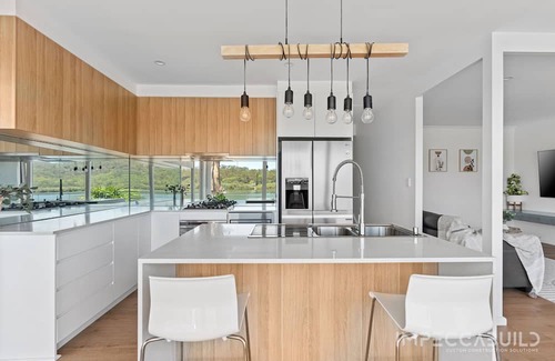 Central Coast Council House | Luxury Home On The Hawkesbury River! Private Jetty & River Acess