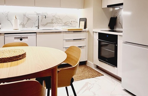 Centar Apartment | Diamond Residences-Cozy Luxury & Minimalist Charm