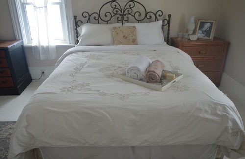 Whitewater Region Other | Country Farmhouse Perfect for Family Vacations & Remote Work